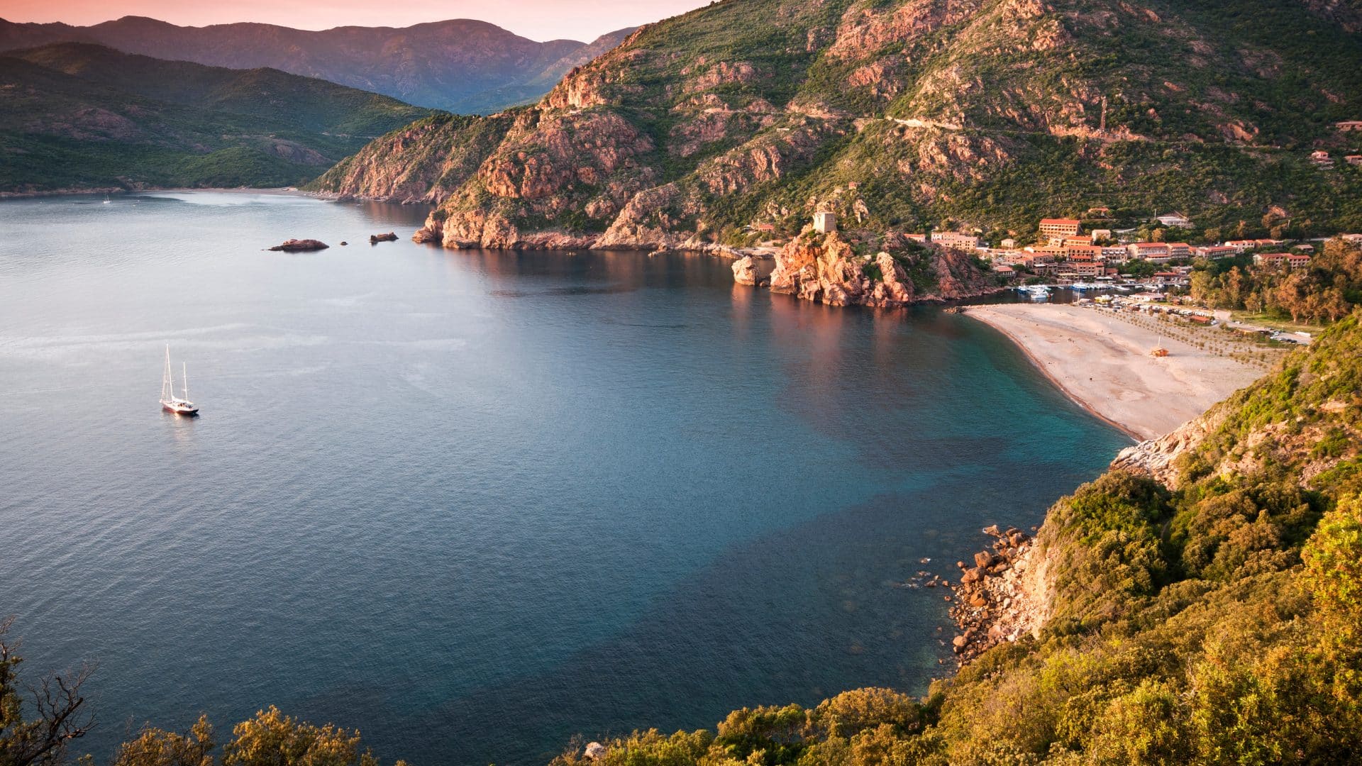 Votre séjour en bord de mer à la découverte de la Corse