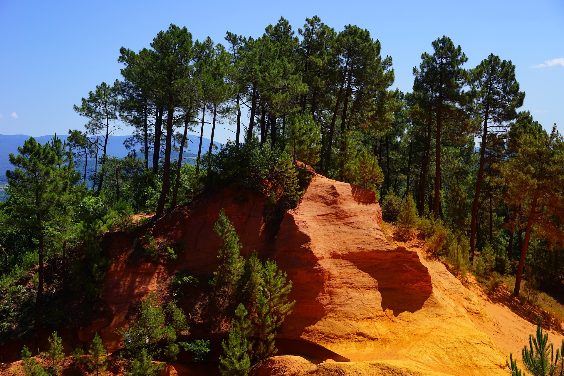 Camping bord de rivière dans le Vaucluse